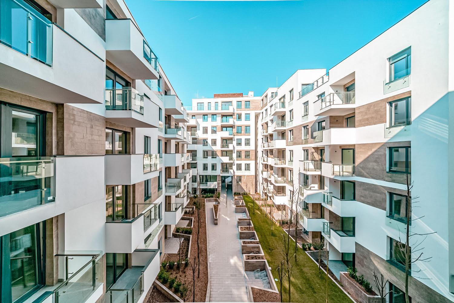 Elisabeth Residence Green With Parking, Budapest